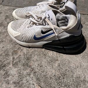 Nike 270s White Low-Top Sneakers with Light Gray Accents